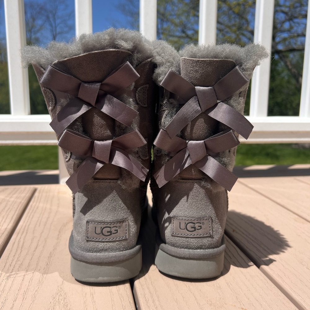 UGG Gray Bow-Back Boots